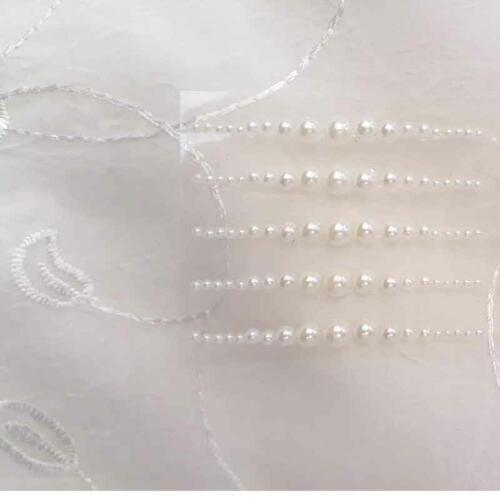 Selvklæbende hvide flade perler