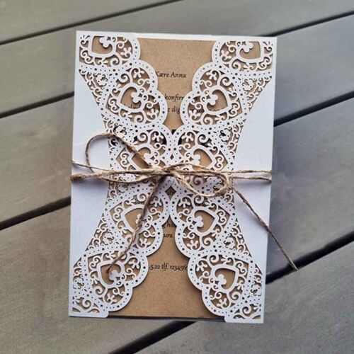 kort i rustik look med sejlgarn og kvist papir